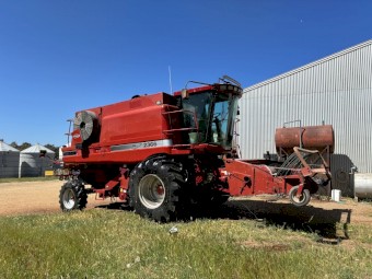 Case IH 2366 Header – 1015 Canola Front & 1042 Draper Front – Harvest Ready