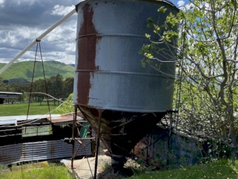 Kotzur 8 tonne silo