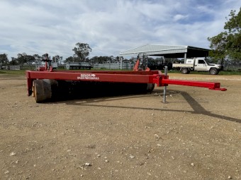 Bison 3.5m Roller 