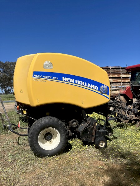 2015 New Holland  RB150 Round Baler