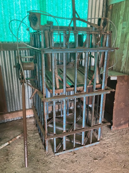 Gardiner Manual Wool Press
