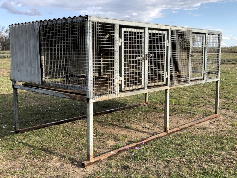 3 Bay Elevated Dog Cage