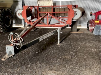 Nankivell Rubber Tyre Roller