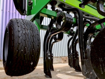 Aitchison® GrassFarmer Tine Seed Drill