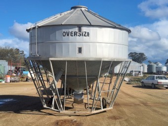 Nelson Fertiliser Field Bin