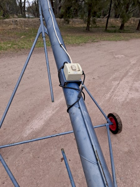 Pencil auger