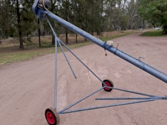 Pencil auger