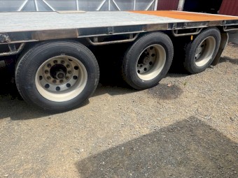 1999 Maxi trans ST3 Drop Deck Trailer