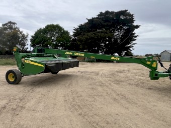 2016 John Deere 956 Tri-Lobe Mower Conditioner