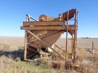 Vibrating Screen