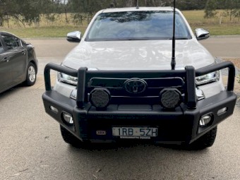 2020 Toyota Hilux SR5 Twin Cab Ute