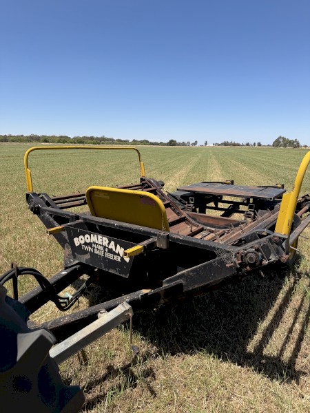 Boomerang Bale Feeder
