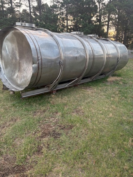 Stainless Steel Tank 8,000lt DAMAGED