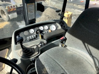 CAT 424D Backhoe