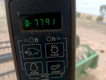 John Deere 9600 Header