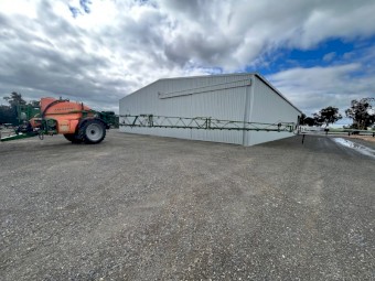 2018 Amazone UX5200 Super Boom Spray
