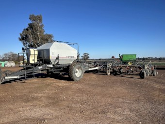 Flexi Coil 2320 Air Cart