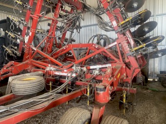 2013 Bourgault 3320 Seeder Bar