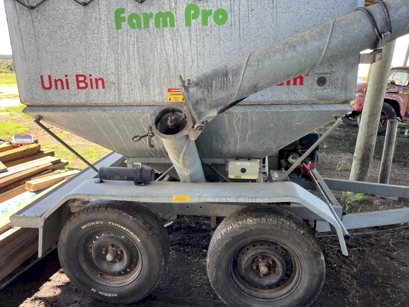Farm Pro Feeder