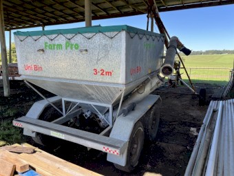 Farm Pro Feeder