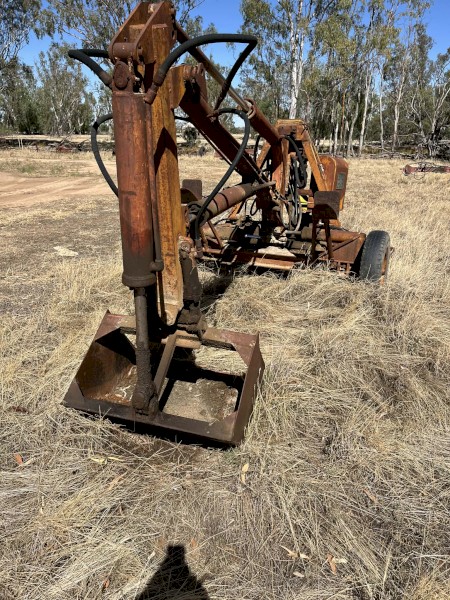Cranvel Backhoe