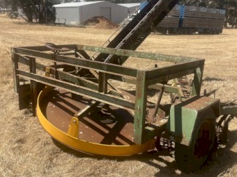 Bourne Stone Picker