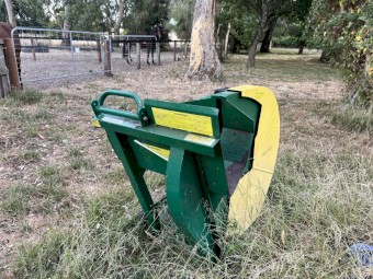 Wood Cutting Machine