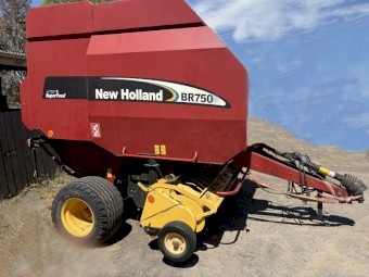 WANTED New Holland BR750 All-Purpose Baler Round