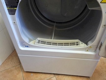 2015 Iindustrial Gas Dryer Speed Queen 9kg Vented