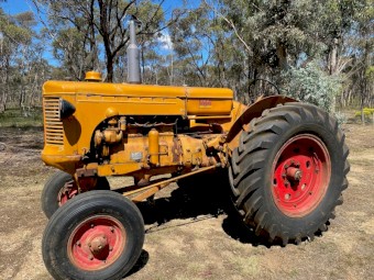 1949 Minneapolis Moline UTS Tractor