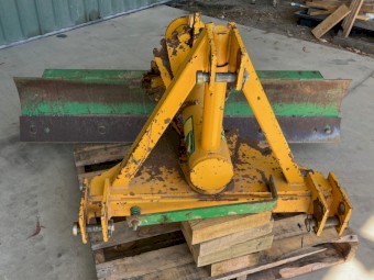 Kanga Port Multi 6' Heavy Duty Tractor Grader Blade
