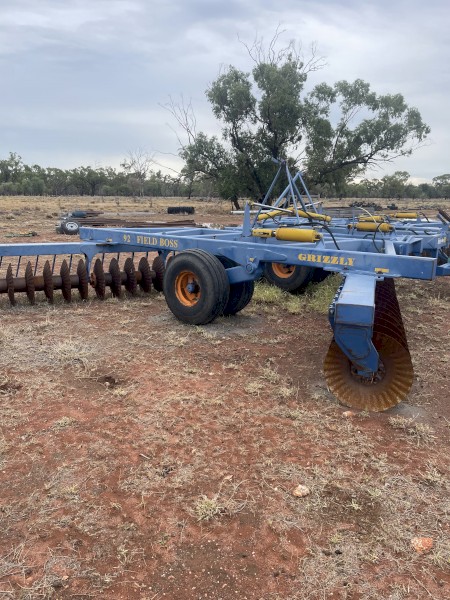2001 Grizzly 92 Field Boss Offset Disc