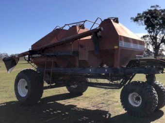 2001 Morris Concept 2000 with 7252 Triple Bin