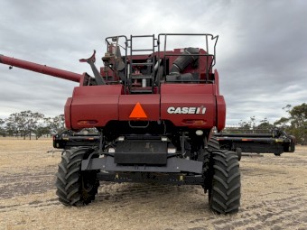 2011 Case IH 8120 Header with Macdon FD 70 40ft Front