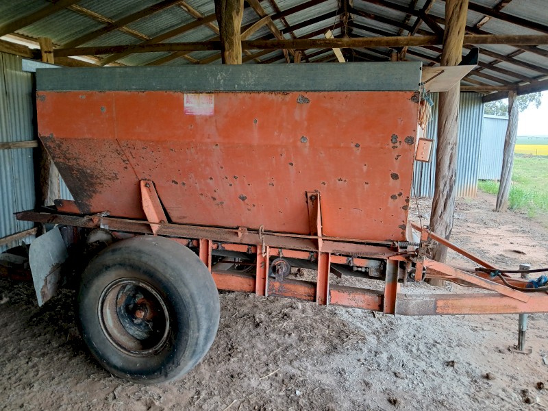 Agware 5 tonne Spreader