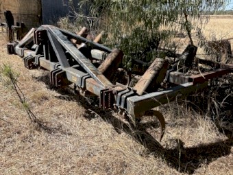 AFM Chisel Plow