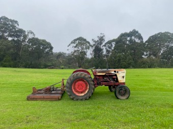David Brown 990 Tractor with Slasher & Grader blade
