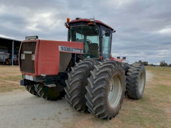 Case IH 9330 Steiger Tractor