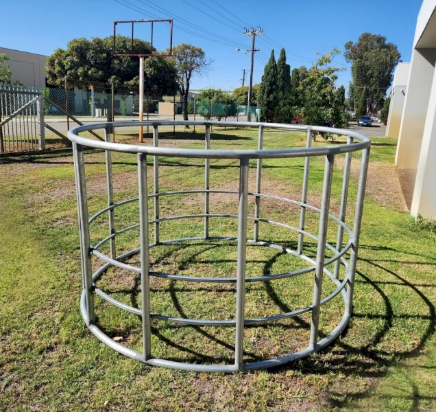 Hay Ring Feeder – Australian Made – Cattle, Sheep & Horses