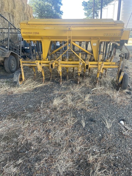 Connor Shea Series II 14 Run Linkage Seeder