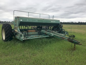 John Shearer 27R 6/90 Combine