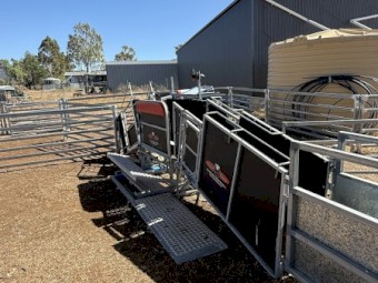 Combi Clamp Sheep Handler & Yards