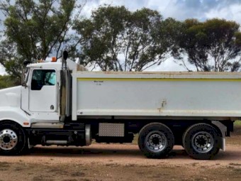 Kenworth T401 Tipper Truck
