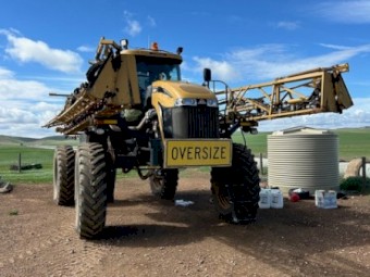 2013 Croplands 1300B Rogator Self Propelled Sprayer