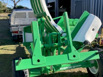 2022 Hustler TX205 Chainless Hay Feed Out Cart
