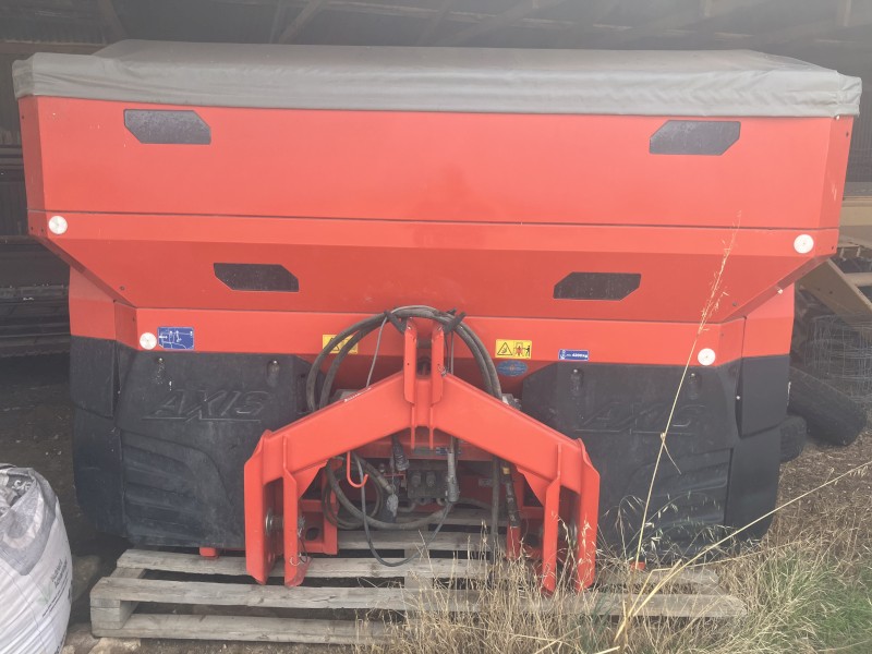 2023 Kuhn 50.2 H EMC W Fertilizer Spreader