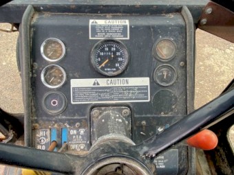 1977 Chamberlain 4280 Tractor