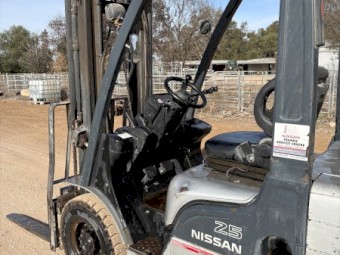 2011 Nissan Forklift