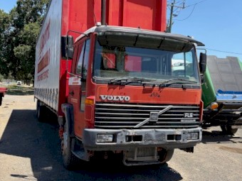 1998 Volvo FL6 Curtianside 