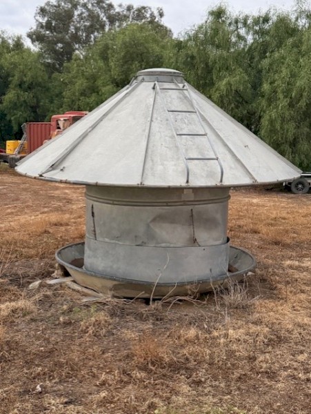 Cattle Feeder